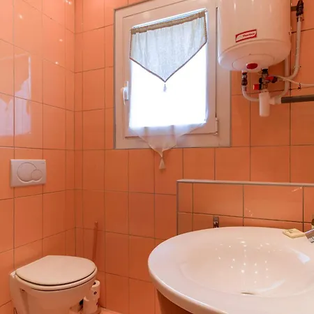 Select'sohome - Pour 2 Personnes Sur La Du Lavandou Avec Parking Prive ! - Fregate-04 Appartement